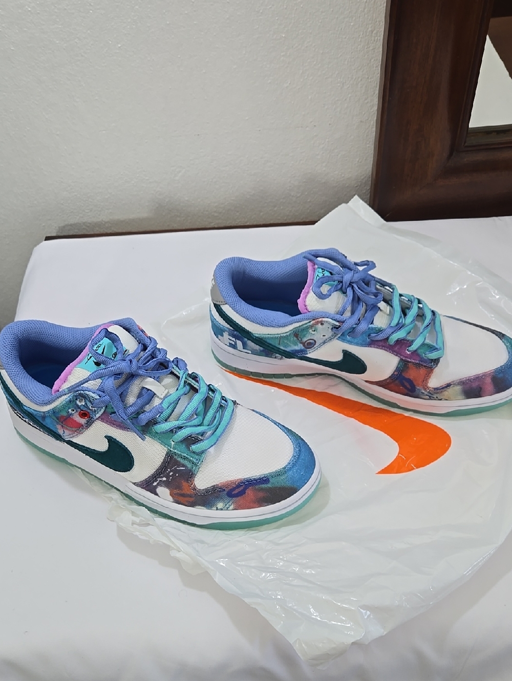 Nike Dunk Low SB Bleached Aqua. Size 10 (I cannot determine its authenticity)